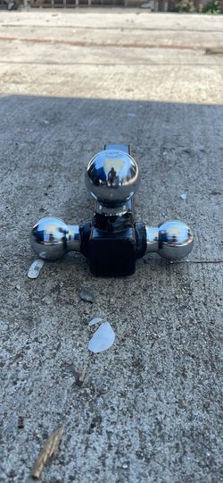 Triple Ball Trailer Hitch/Enganche De Remolque De Triple Bola