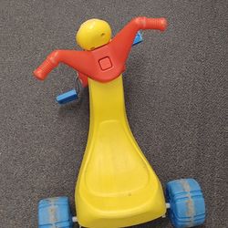 Old "Big Bird " Sesame Street Big Wheel