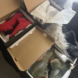 Size 5.5 Jordans 