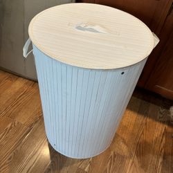Collapsible white hamper. New 