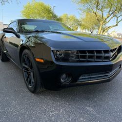 2011 CHEVY CAMARO LS, MANUAL TRANSMISSION, 3.6L, V6, COLD AC, RUNS GREAT 🚘