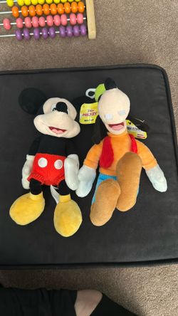 Mickey Mouse And Goofy Plush Set Of 2
