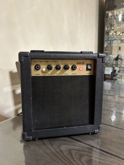 Guitar Amplifier GA10