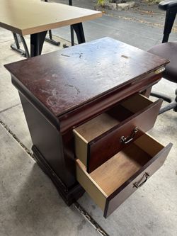 Nightstand 
