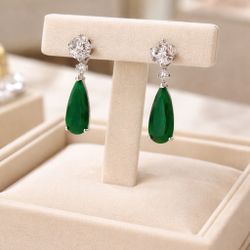 Green Drop Earrings 