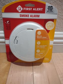 First Alert Smoke Alarm $10 New
