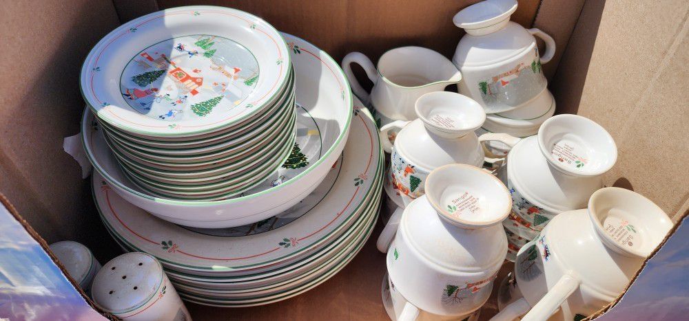 Sango Silent Night Christmas Dish Set