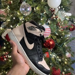 Jordan 1 Bleached Coral 