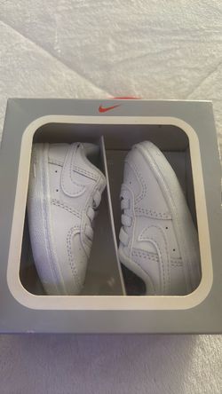 Nike Infant White Sneakers New in Box