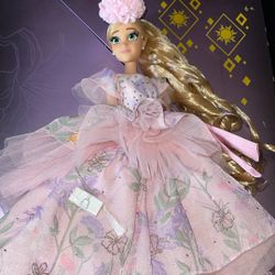 NEW 2022 DISNEY DESIGNER COLLECTION RAPUNZEL DOLL, 