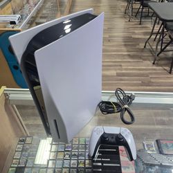 PlayStation 5 - Disc Edition