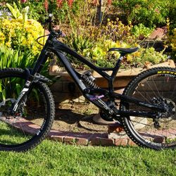 2016 YT Tues Carbon Fiber DH Mountain Bike 