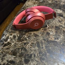 Beats Solo 2  Pink Salmon