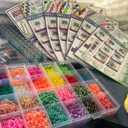 Loom Kit With Many Colors, Accessories And Instructions 