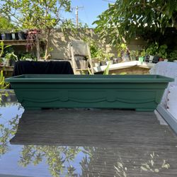 Green Plastic Rectangle Plant Pot 