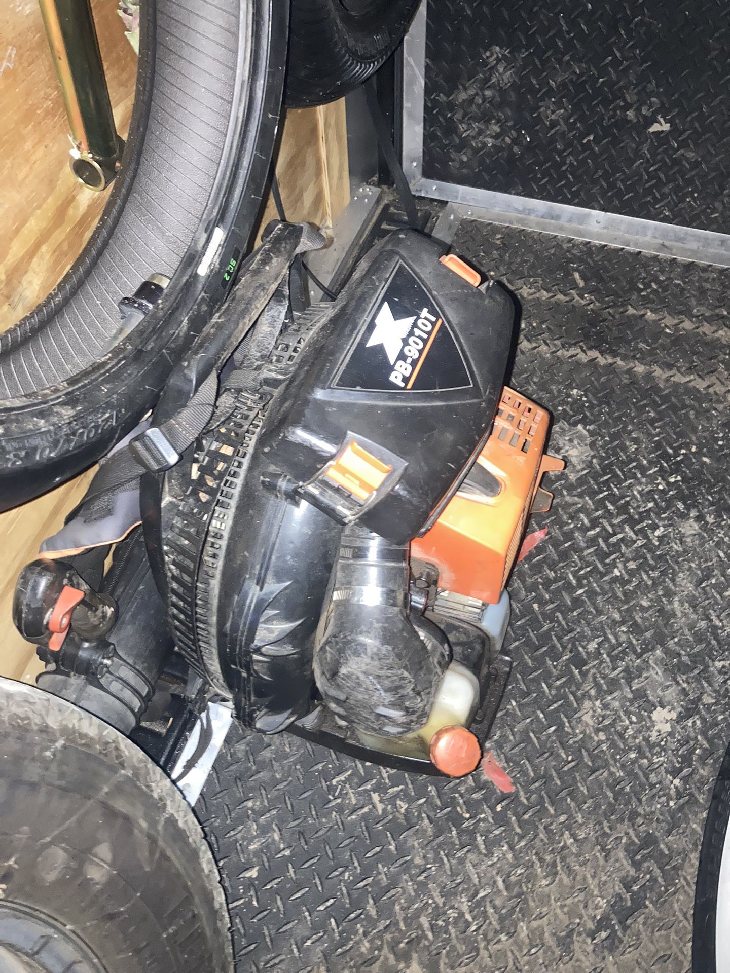 Lightly Used Echo 9010T Backpack Blower