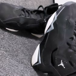 Jordan 6 black trainers size 6