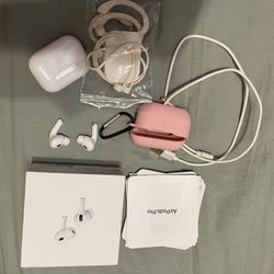 APPLE EAR PODS