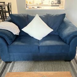 Sofa Couch Need Gone!