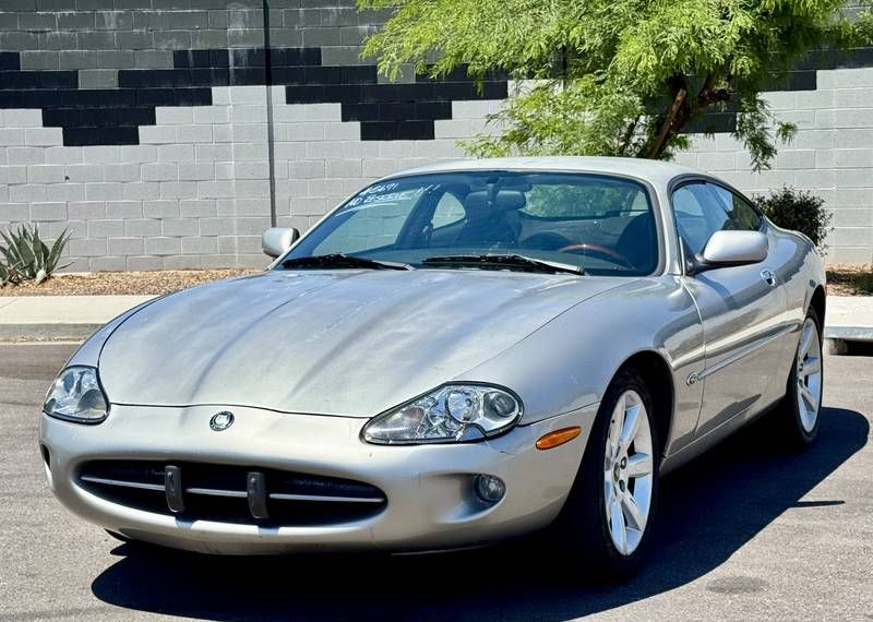 1999 Jaguar XK8