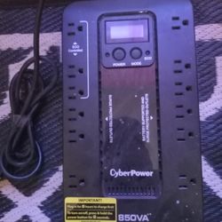 Cyber Power Power Bank/Surge Protector