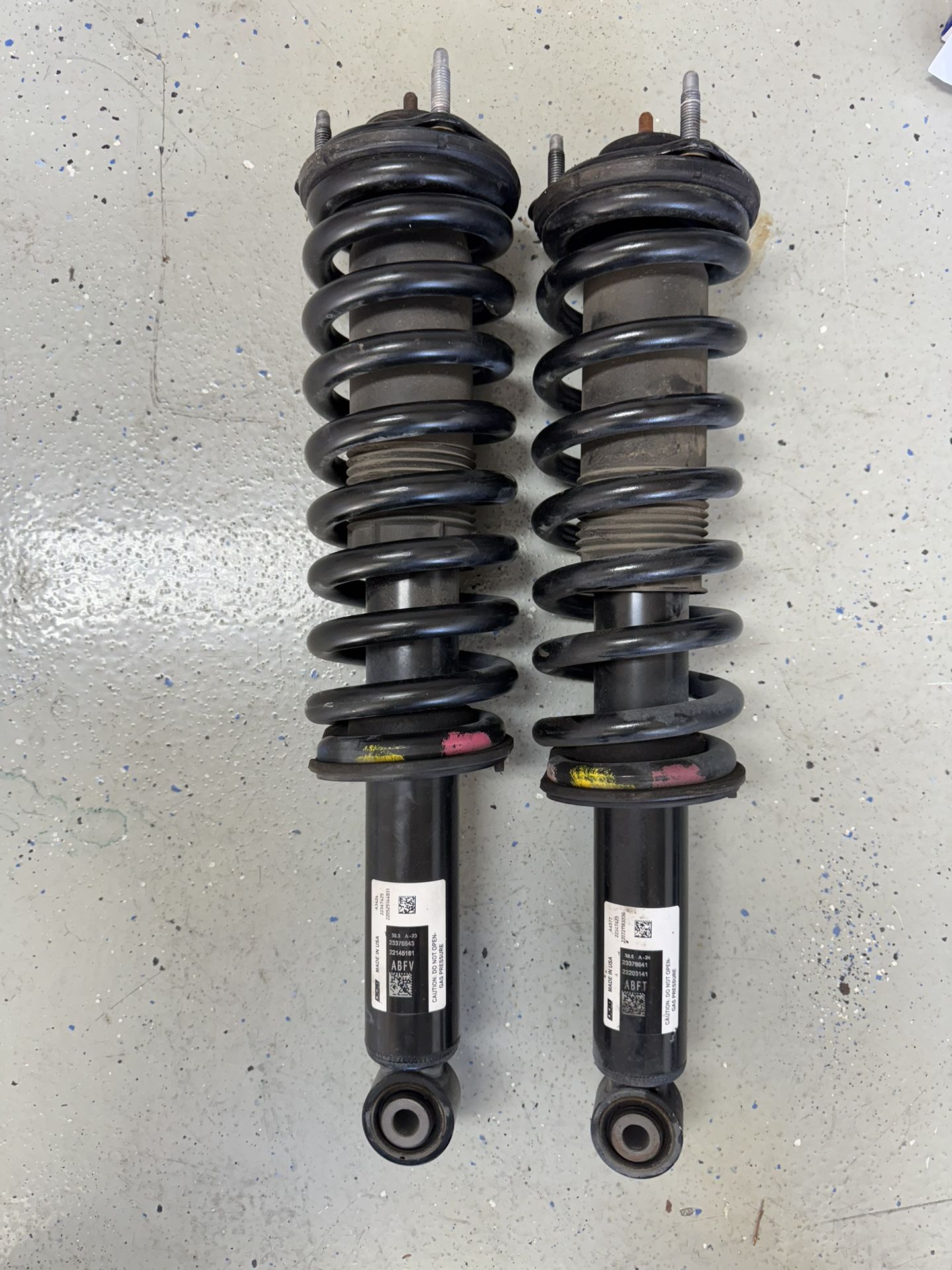 Chevy Colorado/GMC Canyon 2017-2022 Front Struts