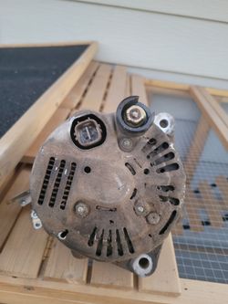 Honda alternator.
