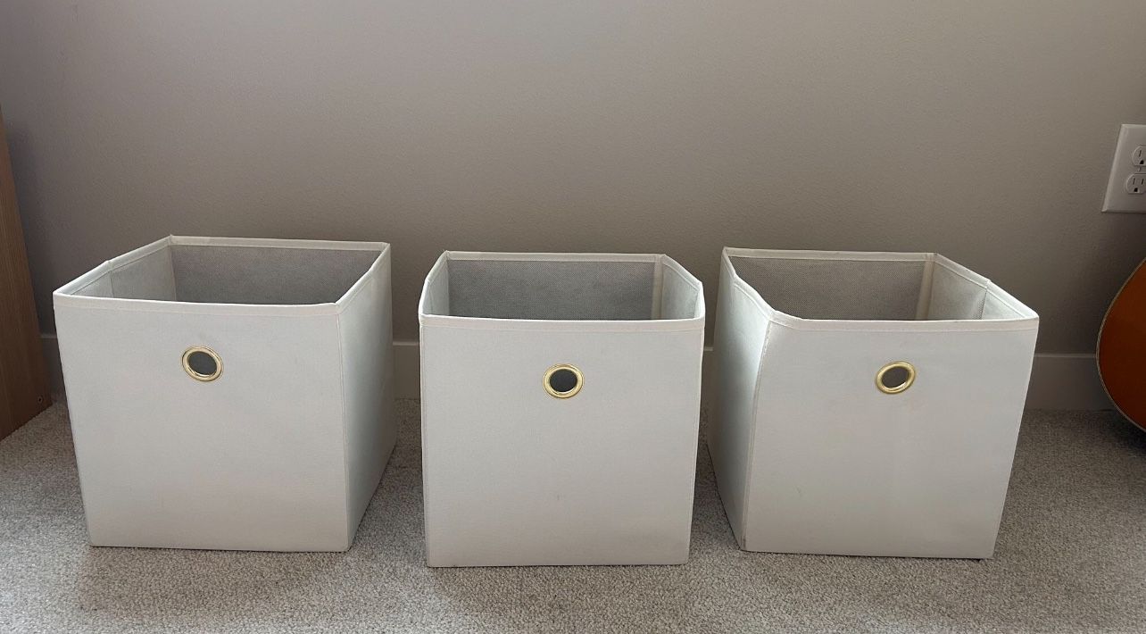 3 Storage Cubes