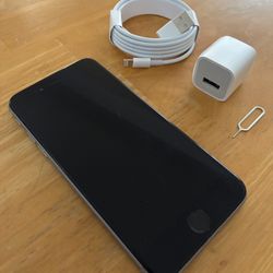 iPhone 6s 64GB Unlocked – Charger Included