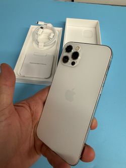 iPhone 12 Pro unlocked for any carriers 128gb ( Liberado para cualquier companias)