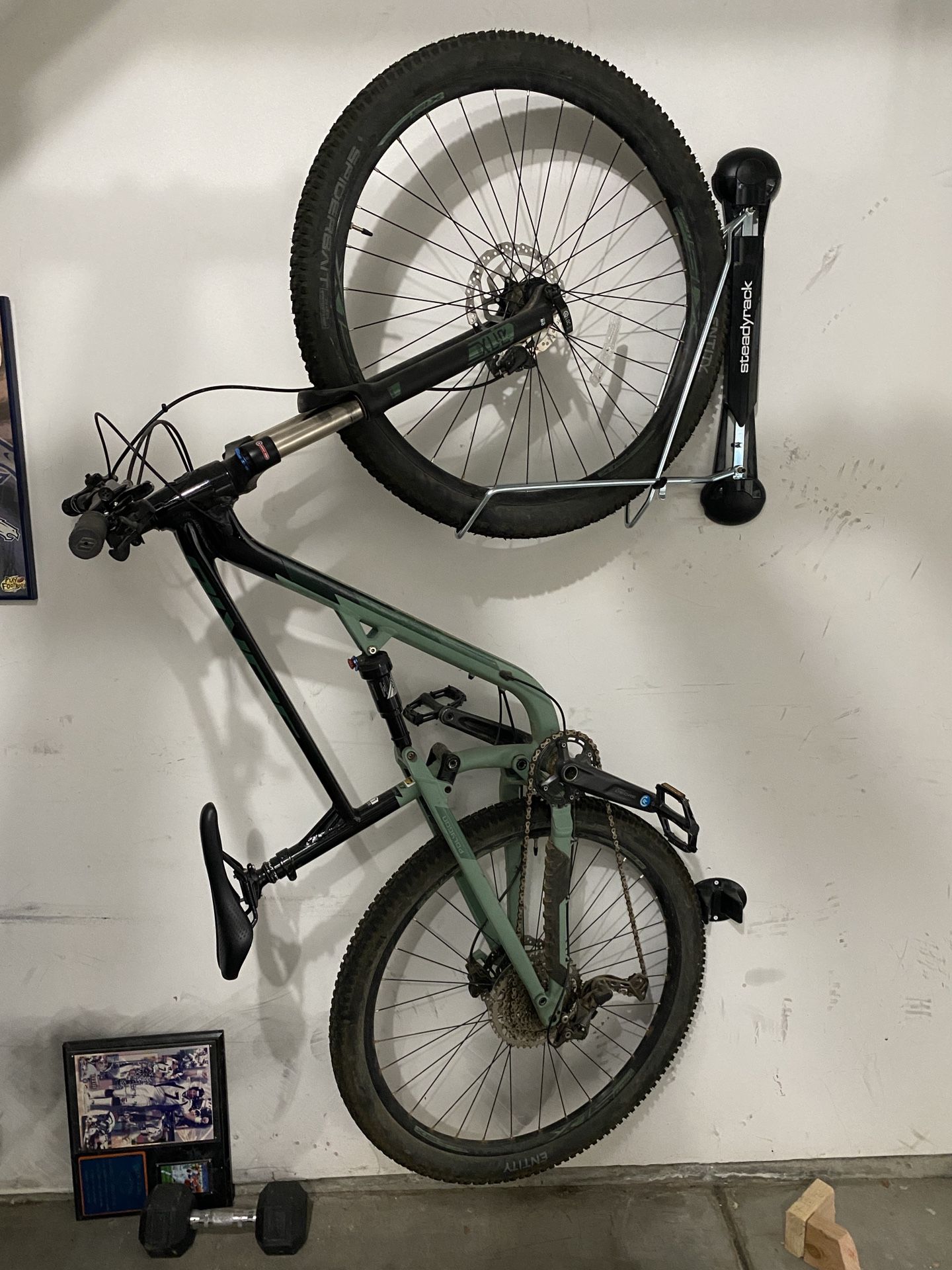 2022 Polygon Siskiu D6 Full Suspension Mountain Bike