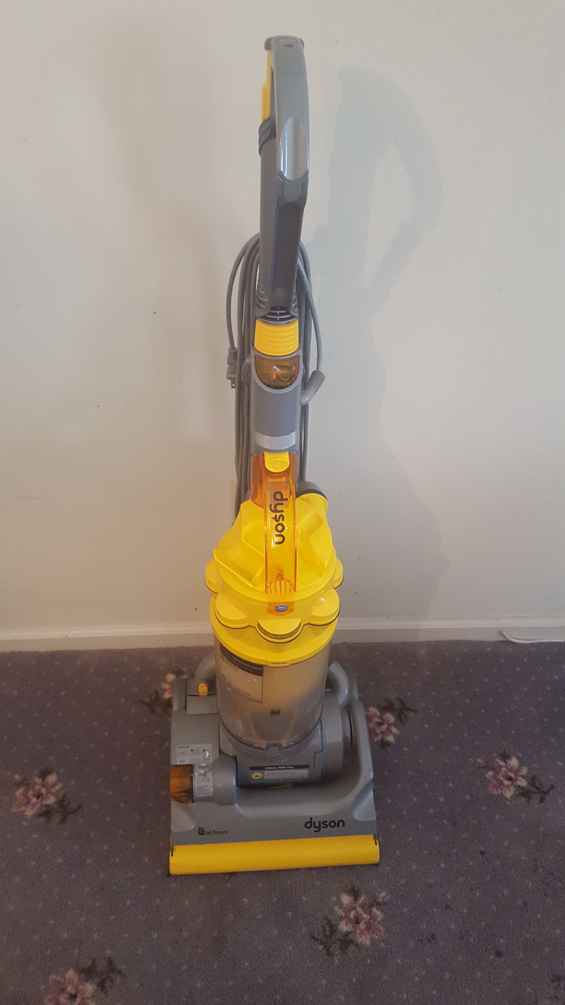 Dyson Dc 14 All Floor Vacuum Cleaner
