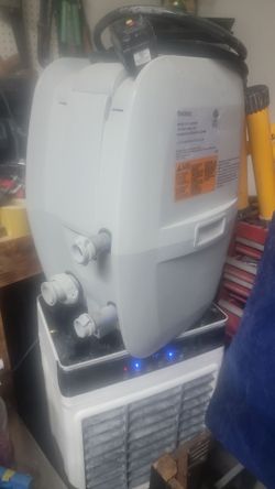 Inflatable jacuzzi pump/heater