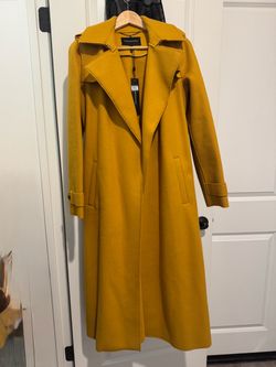 BCBG Maxazria Trench Coat S