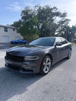 2018 Dodge Charger SXT Plus