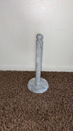 Paper towel holder