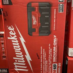 Milwuakee M18 2.0 Ga Wet And Dry Vacuum