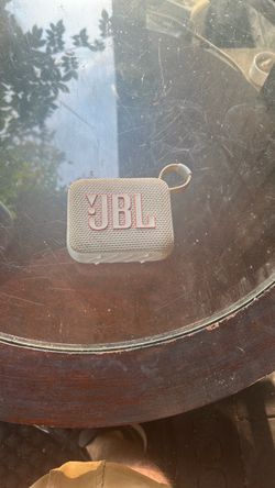 JBL Go4