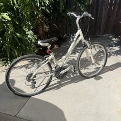 Women’s bike For Sale