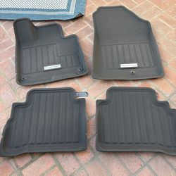 New Kia Sportage floor mats, front and rear