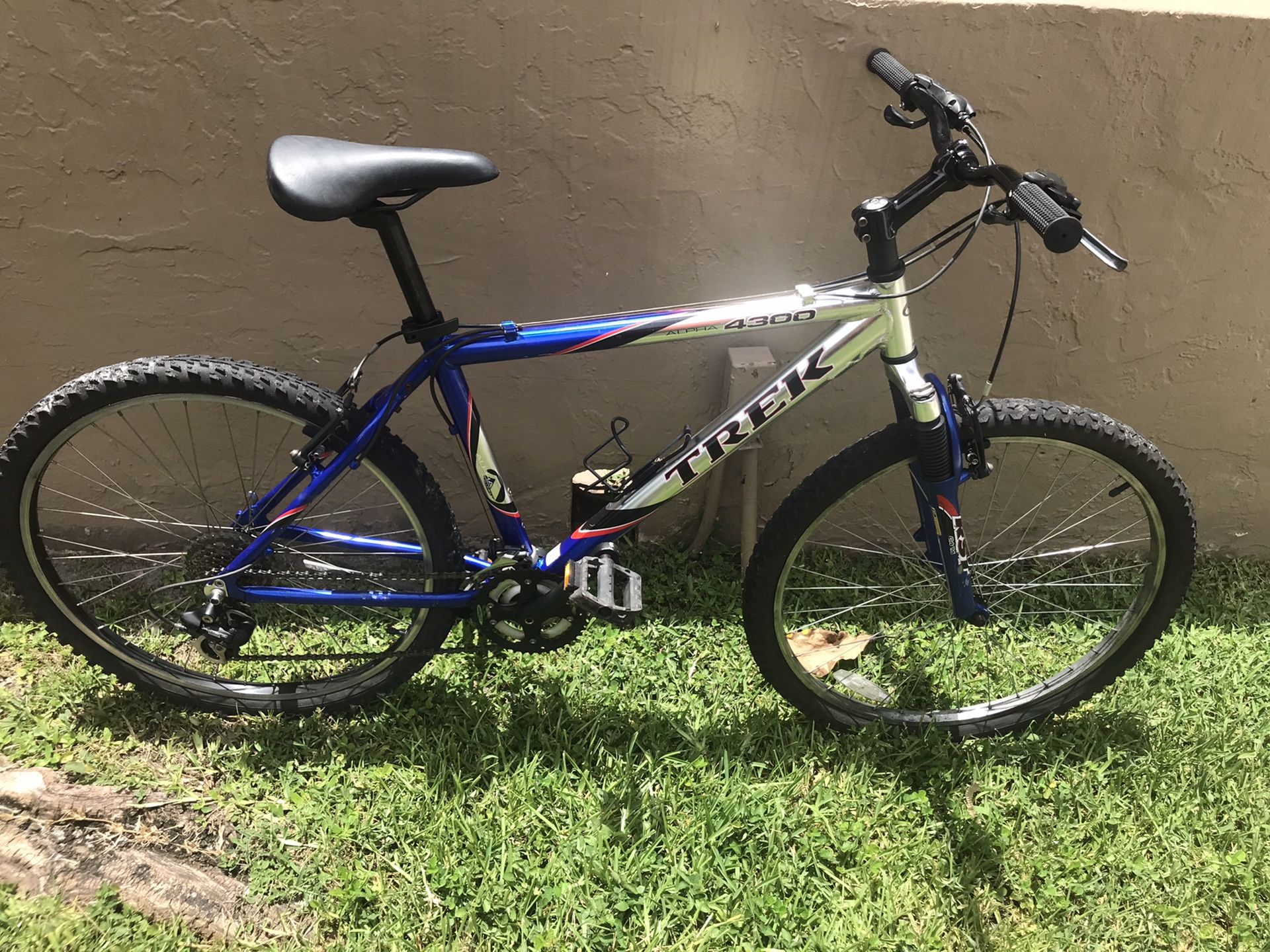 Trek Alpha 4300 Mountain Bike