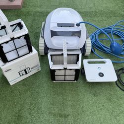  Dolphin E10 By Maytronics High Performance Pool Cleaner