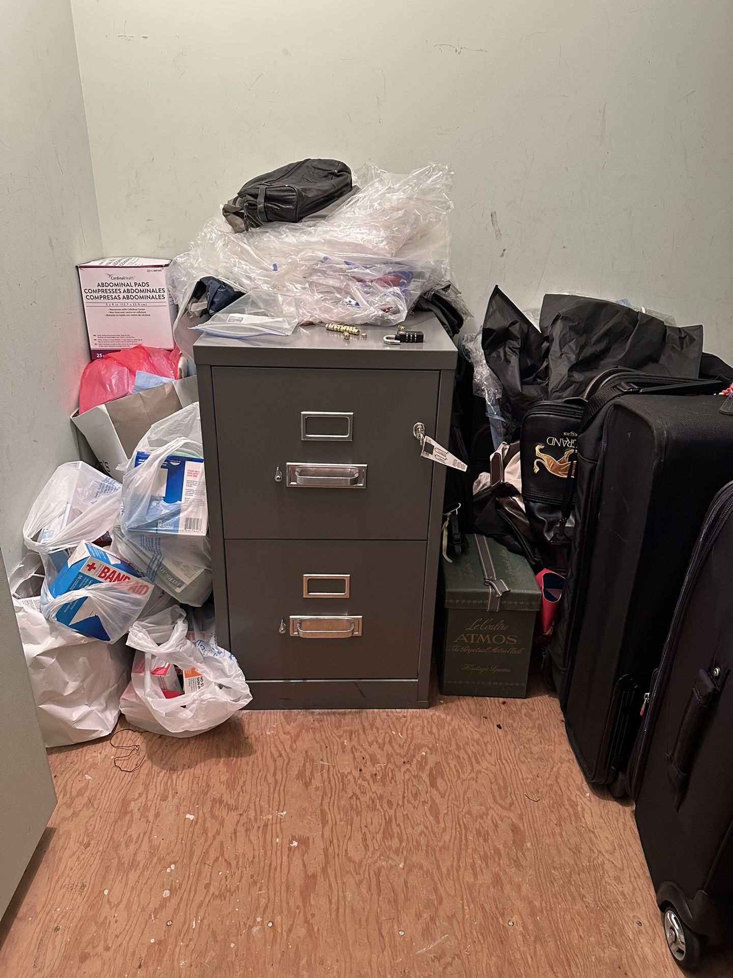 Locking Filing Cabinet