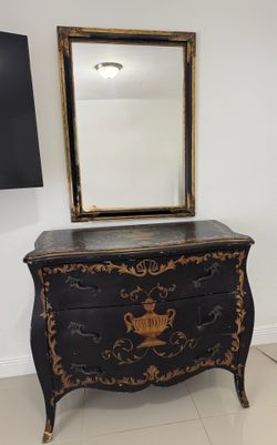 Dresser Chest