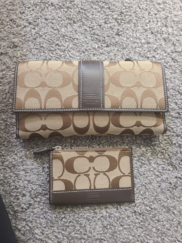 Coach Wallet New And Coin Purse