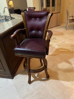 Set Of 3 Barstools 
