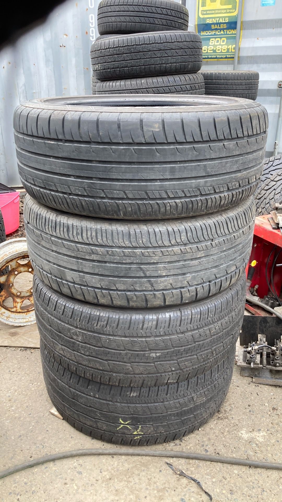 Four 285 45 22 Tires
