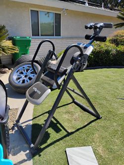 Innova Inversion Table