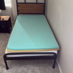 Two Twin Beds With Mattress