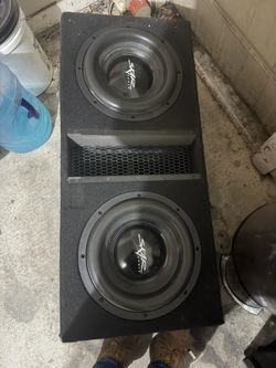Skar Evl Dual 12’s & 3000 watt amp
